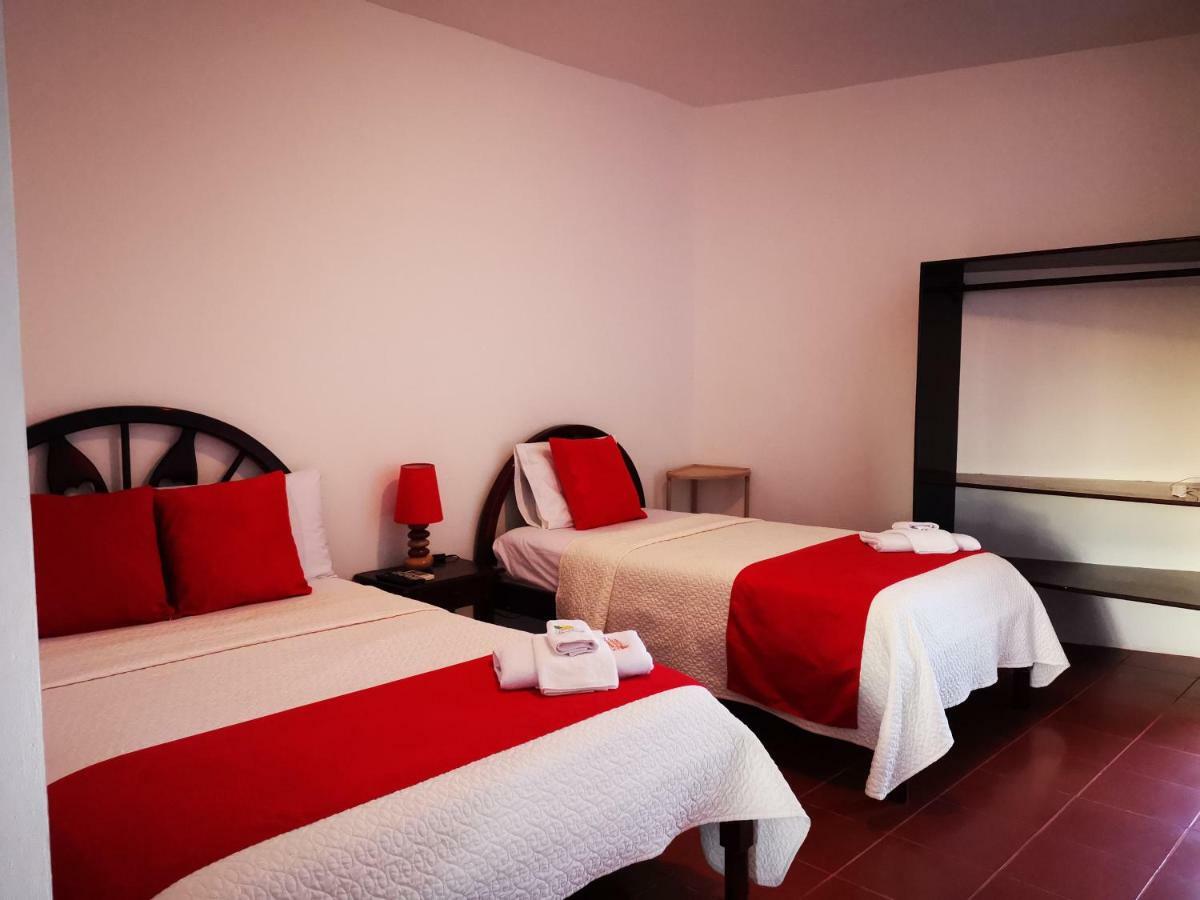 Hostal La Isla Del Descanso Пуерто-Вільяміль Екстер'єр фото