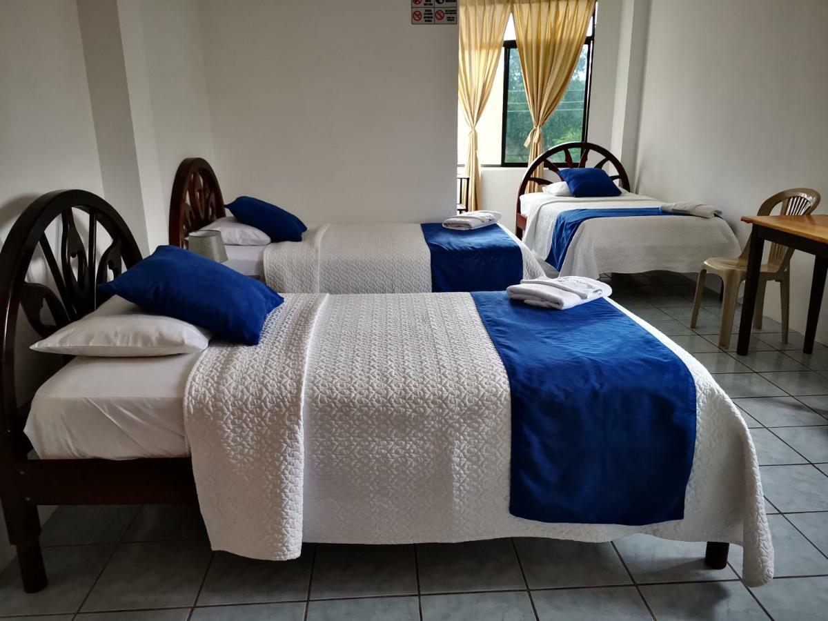 Hostal La Isla Del Descanso Пуерто-Вільяміль Екстер'єр фото