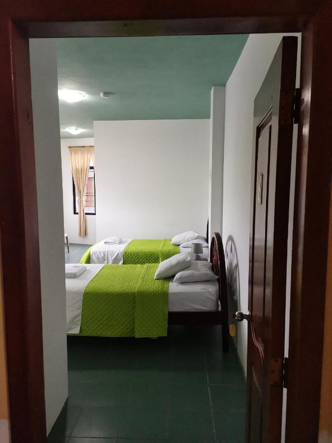 Hostal La Isla Del Descanso Пуерто-Вільяміль Екстер'єр фото