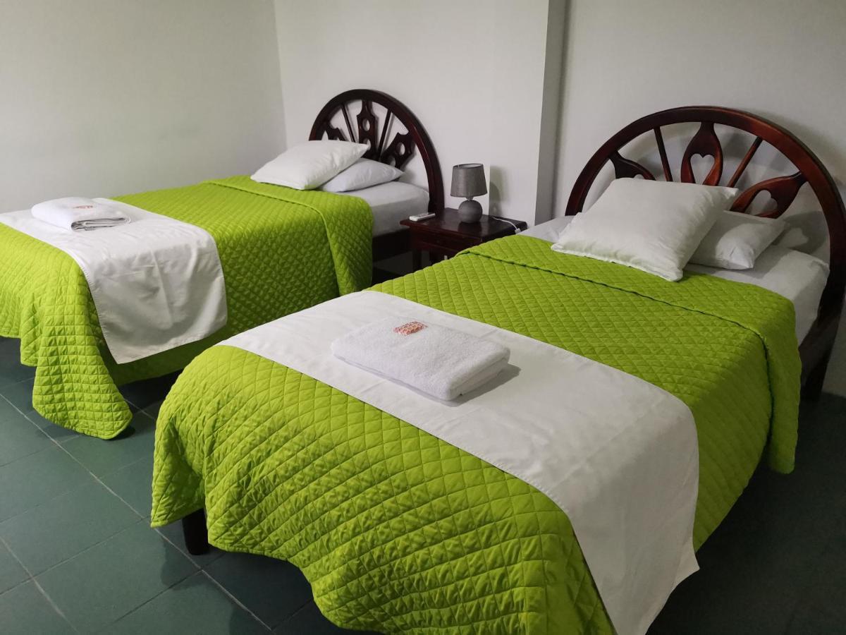 Hostal La Isla Del Descanso Пуерто-Вільяміль Екстер'єр фото